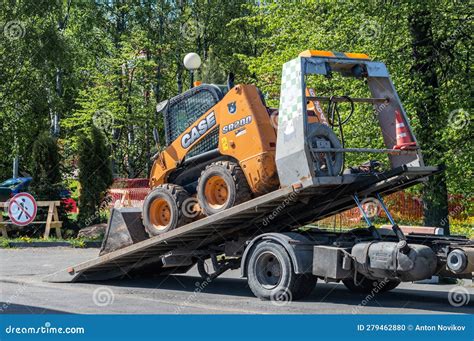 towing skid steer with 1 2 ton|Skid Steer with a 1/2 ton .